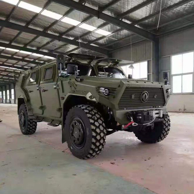 中国 DONGFENG オフロード軍用防弾コマンド車両 4x4 ディーゼル エンジン 300hp