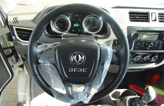 物流電気商用車 5m ボディ電気貨物トラック Dongfeng Em26