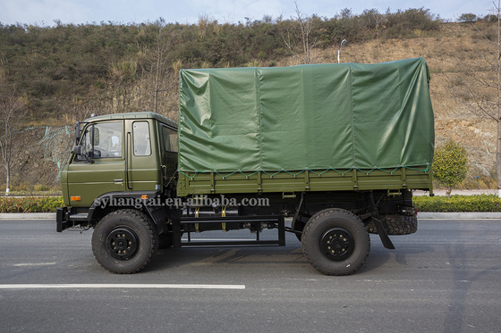 道のトラック4x4 AWDドライブ前部6シリンダー エンジン190hpを離れた人員運搬車4x4