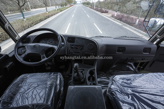 道路車両の道車YUCHAI 190hpを離れた悪い道の貨物輸送のトラックを離れた4WD
