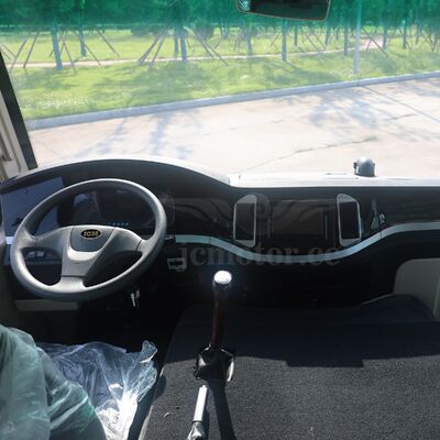 カスタマイズされたコースターデザイン 25人乗りの豪華客車 IVECO・シャシー付き輸送バス