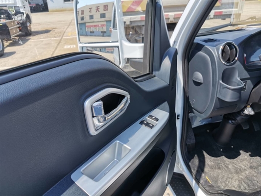 DONGFENG 新エネルギー電気配達用トラック 66.8kwh 範囲 250km ABS 油圧ブレーキ付き