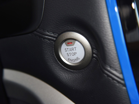 5つの座席EVの積み込みの新しいエネルギーの電気トラックの積み込み5.2mの長さRWD