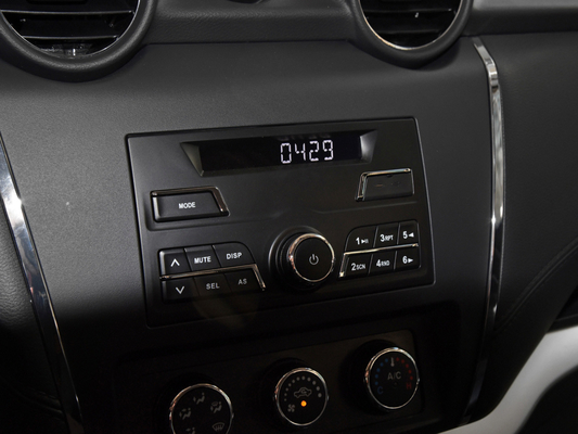 ドアSUVの積み込み5の座席1.8Lガソリン ターボ二輪駆動の4 MAX速度160km/h