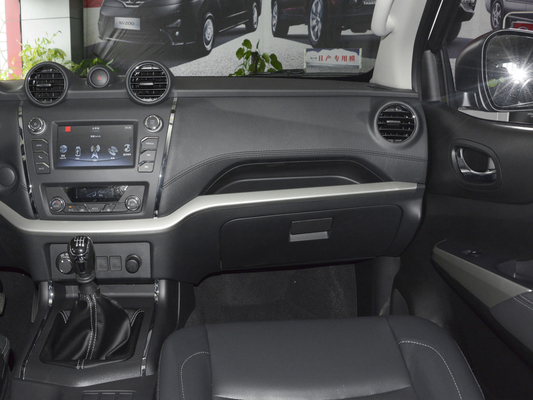 二重列5のSeater 4のドアSUVの小型トラック6MT 4WD 231HPのガソリン機関
