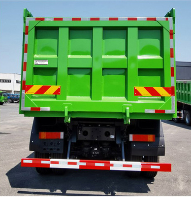 8x4重いダンプ トラックのダンプカー7.8mの貨物タンクGVW 31000KG YUCHAIエンジン