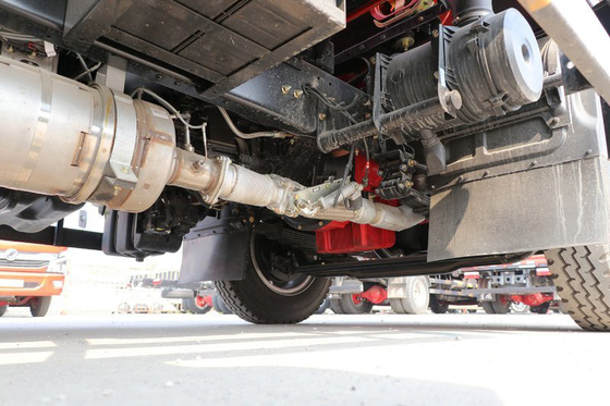 長く6800mmの軽い貨物トラックの兵站学の交通機関のコラムの版8MT伝達エア ブレーキ