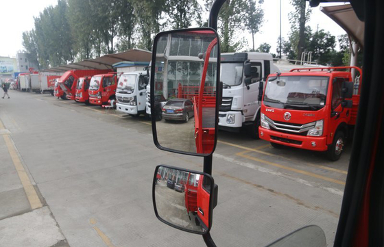 中国人GVW 18Tのコラムの版ライト貨物トラックYUCHAIエンジン140KWエンジン力