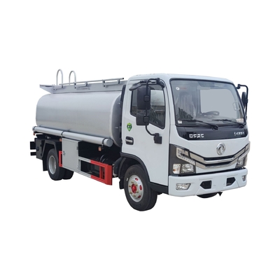 ガソリン ディーゼル燃料のタンク車4x2の車輪4.5のCBMの燈油オイルの交通機関のトラック