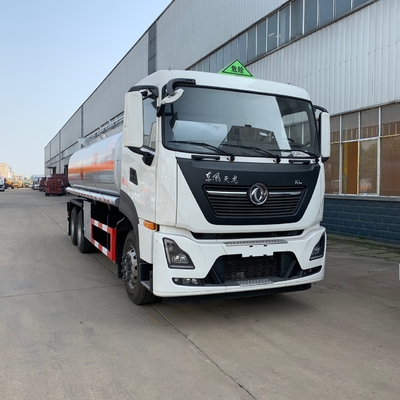 DONGFENG 6x4の頑丈なトラックの輸送のタンカー300 HP 23.3 CBM