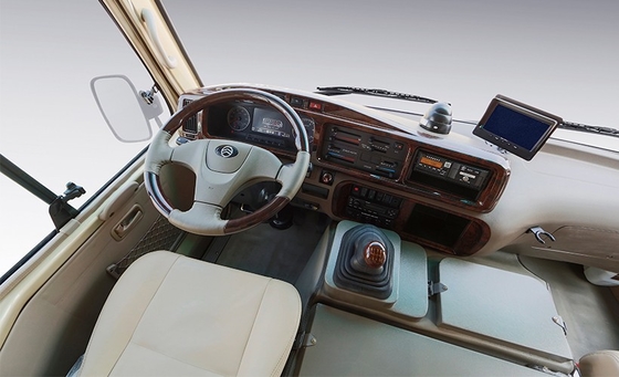 LHDのディーゼル機関のコースターは7mを142のHPの車両総量4300kgバスで運ぶ