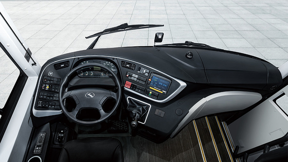 贅沢なディーゼル バス コーチ12m 49座席330 HP 6MT伝達